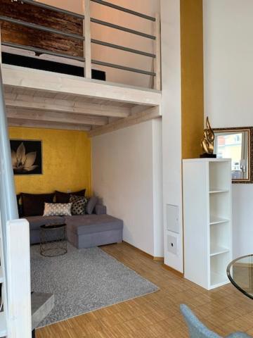 Mkm Sunny Apartment