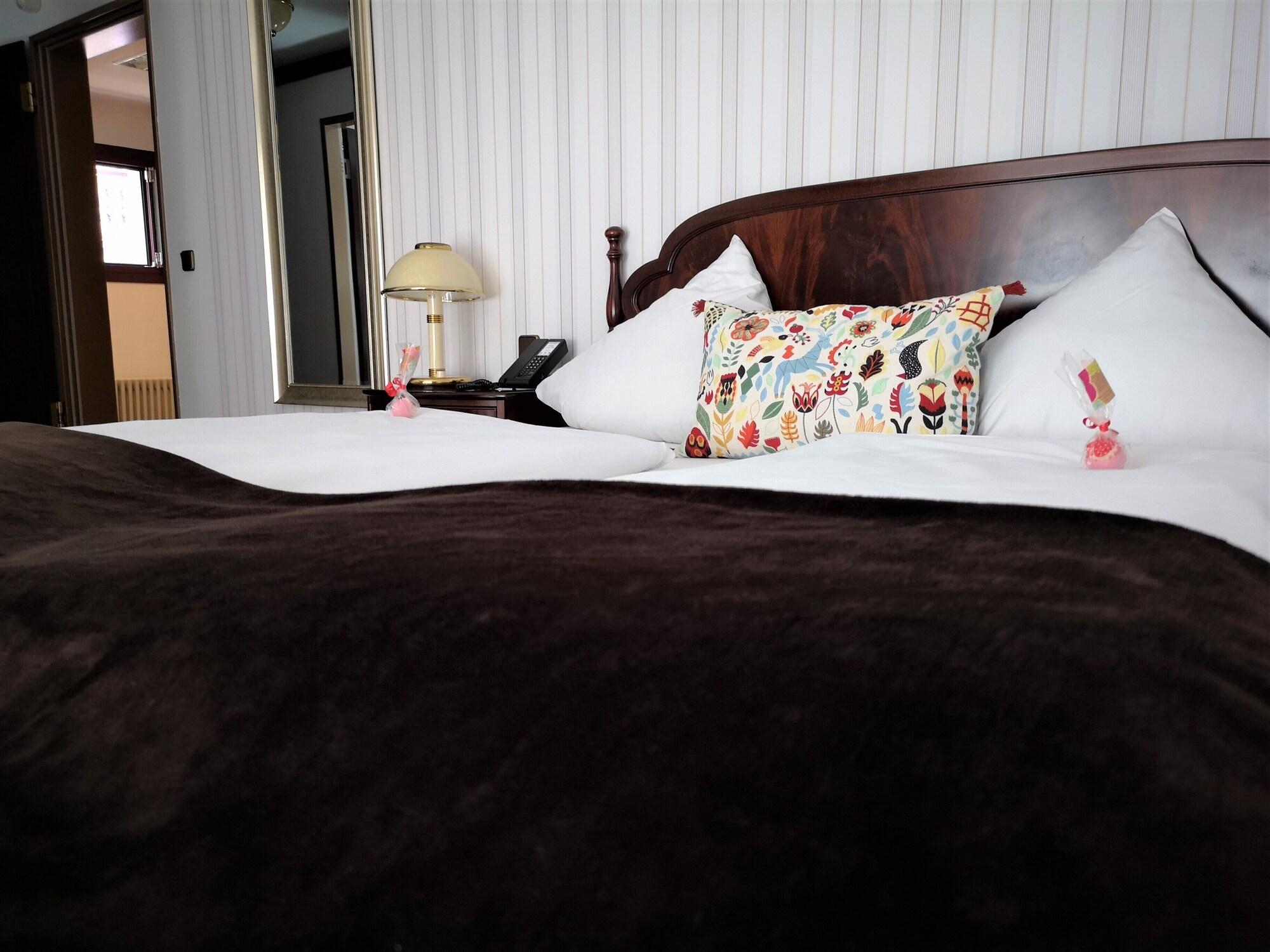 Hotel Exquisit 4*