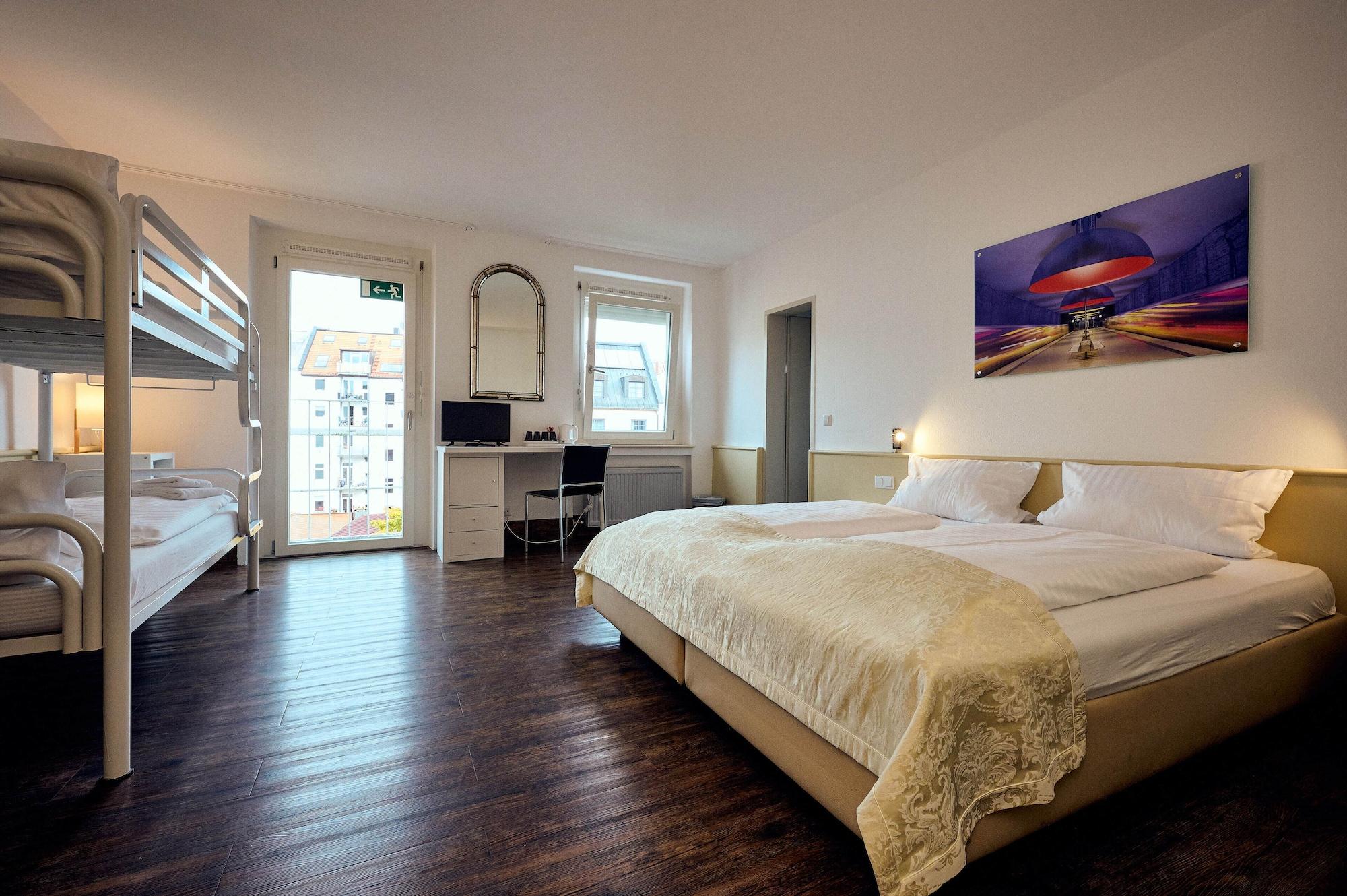 Hostel The 4you &