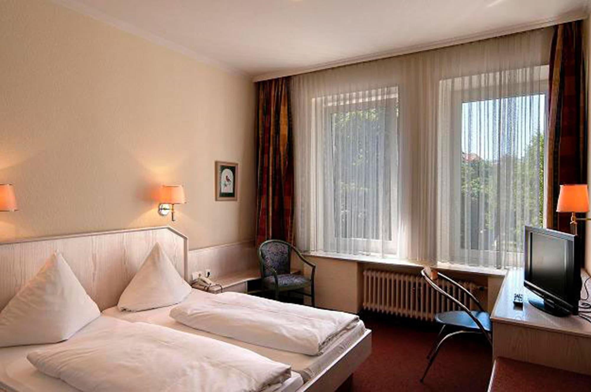 St Paul Hotel 3*