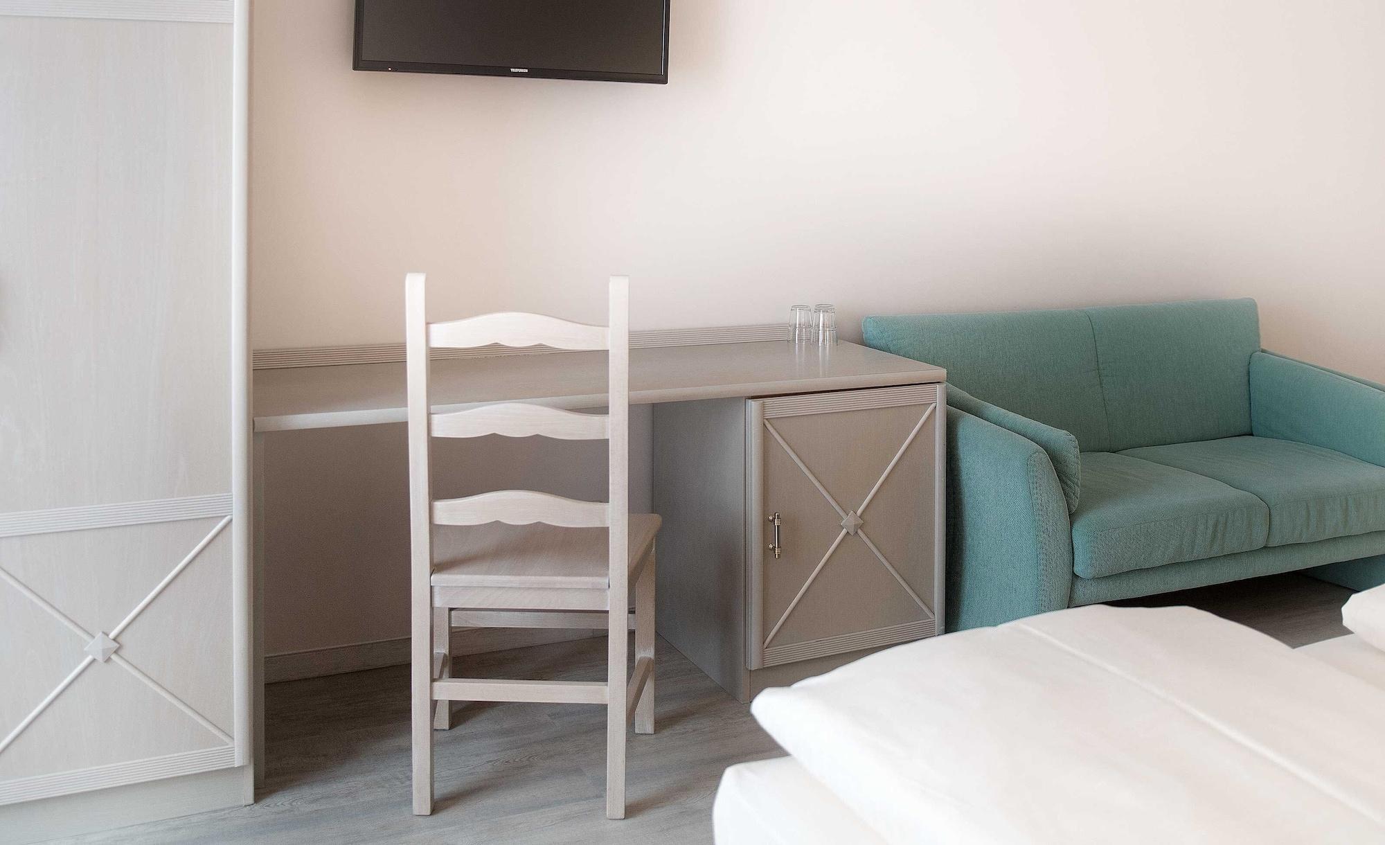Hotel Deutsches Theater 3*