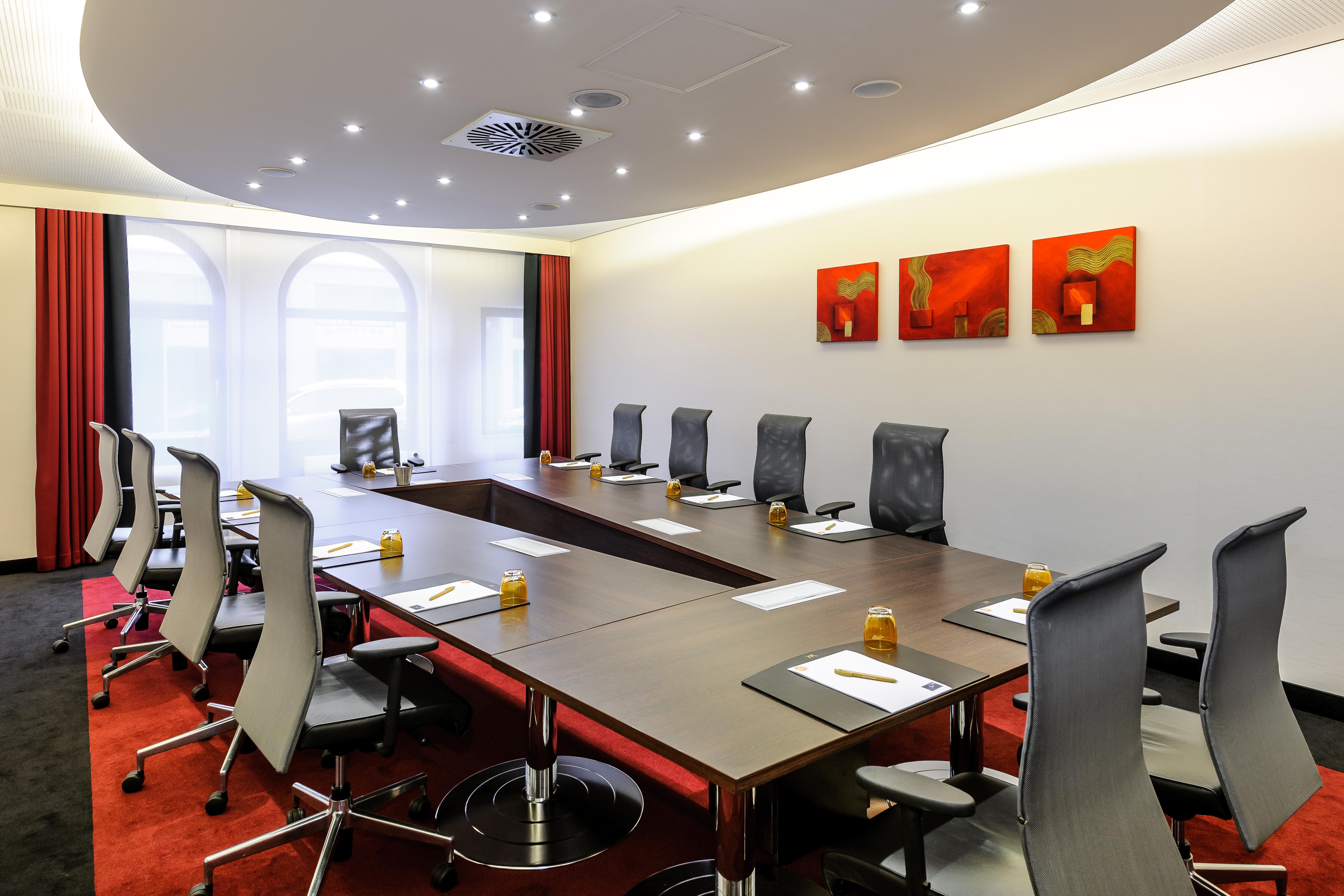 Hotel Mercure City Center 4*