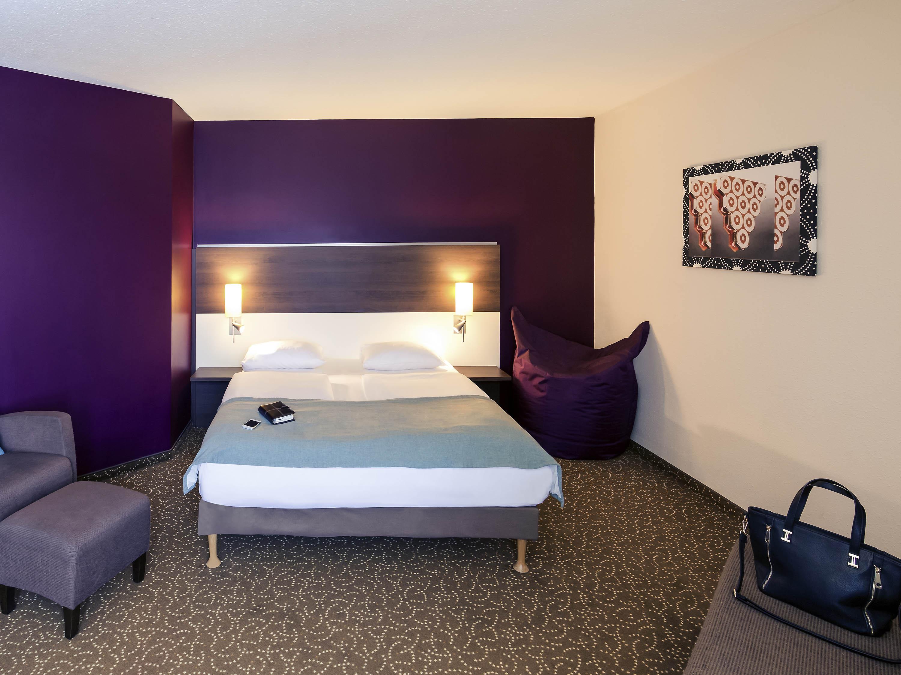 Hotel Mercure Neuperlach Sued 4*