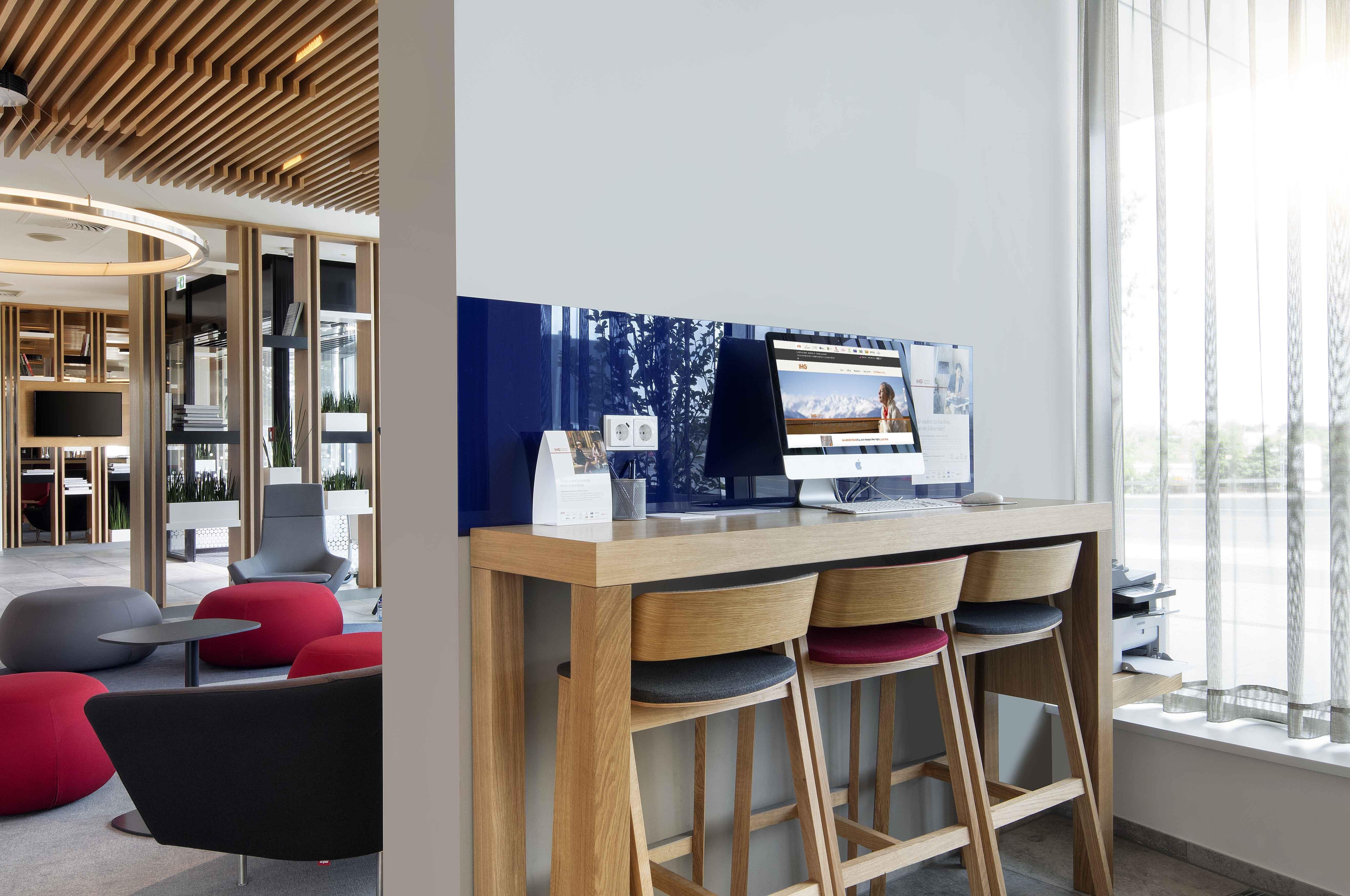 Hotel Holiday Inn Express Munich City West By Ihg 3*