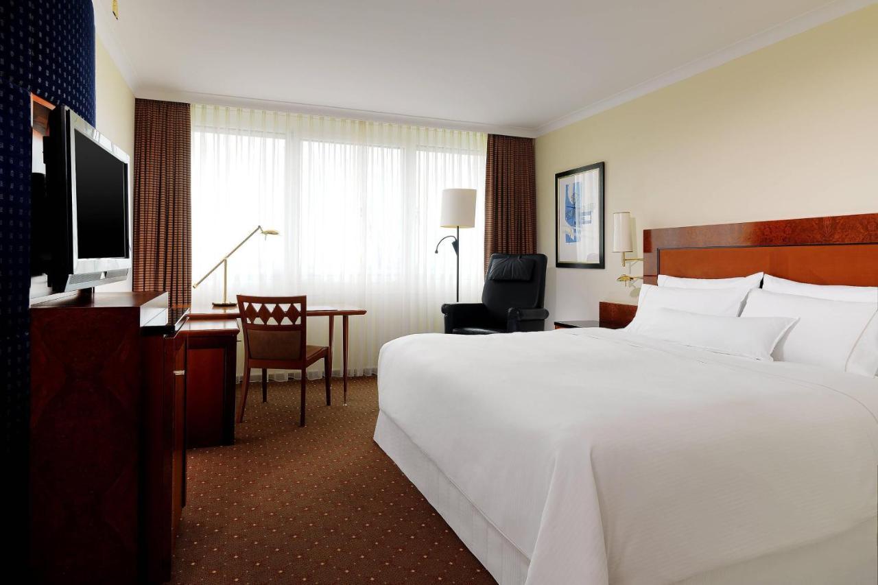 The Westin Grand Hotel 5*