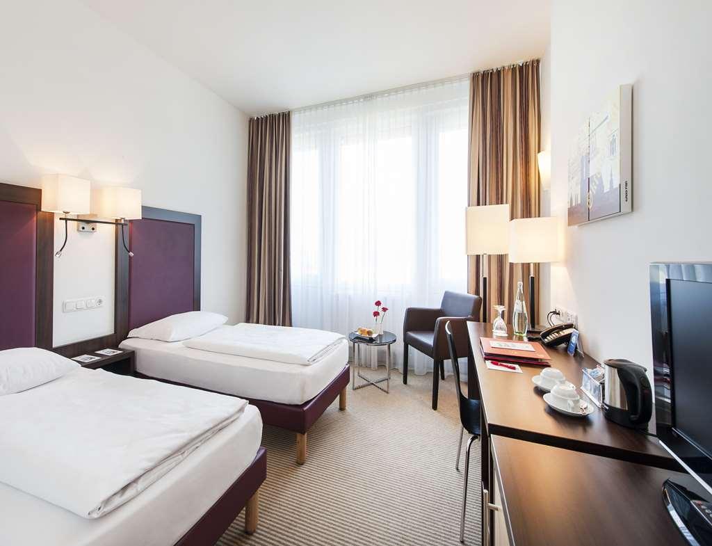 Premier Ost 3* Munich