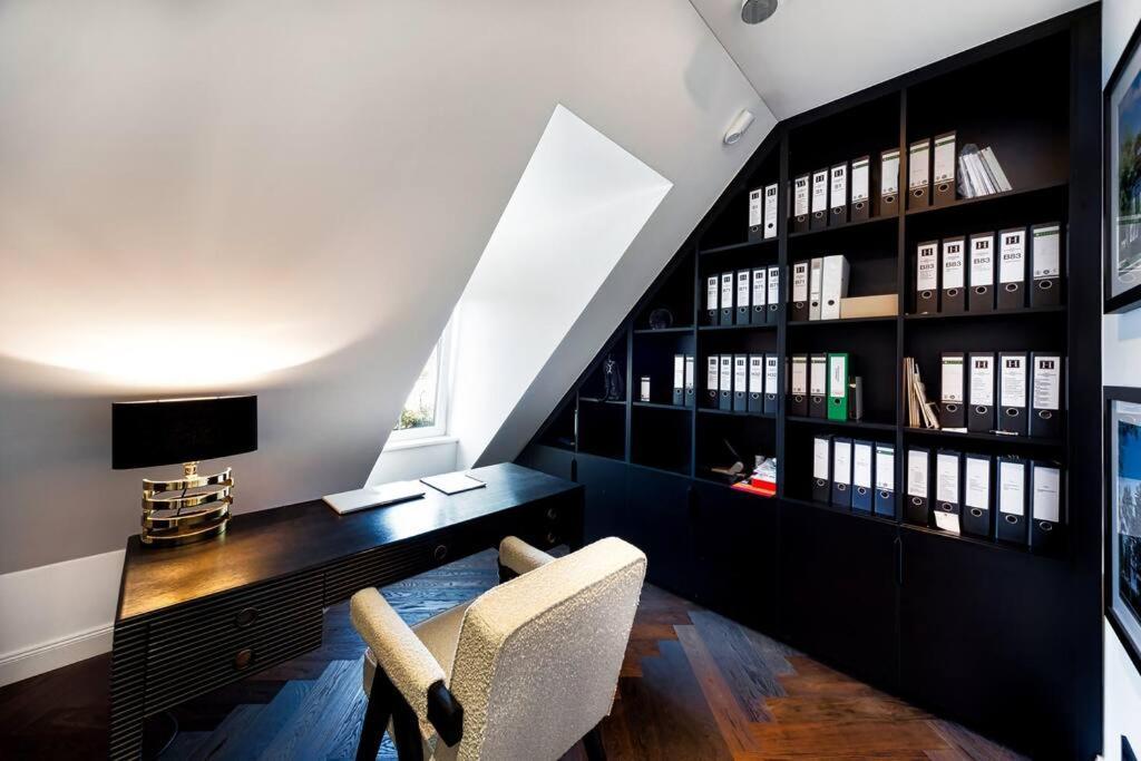 Apartment Highlight Penthouse Mit Rund 160 M2 *