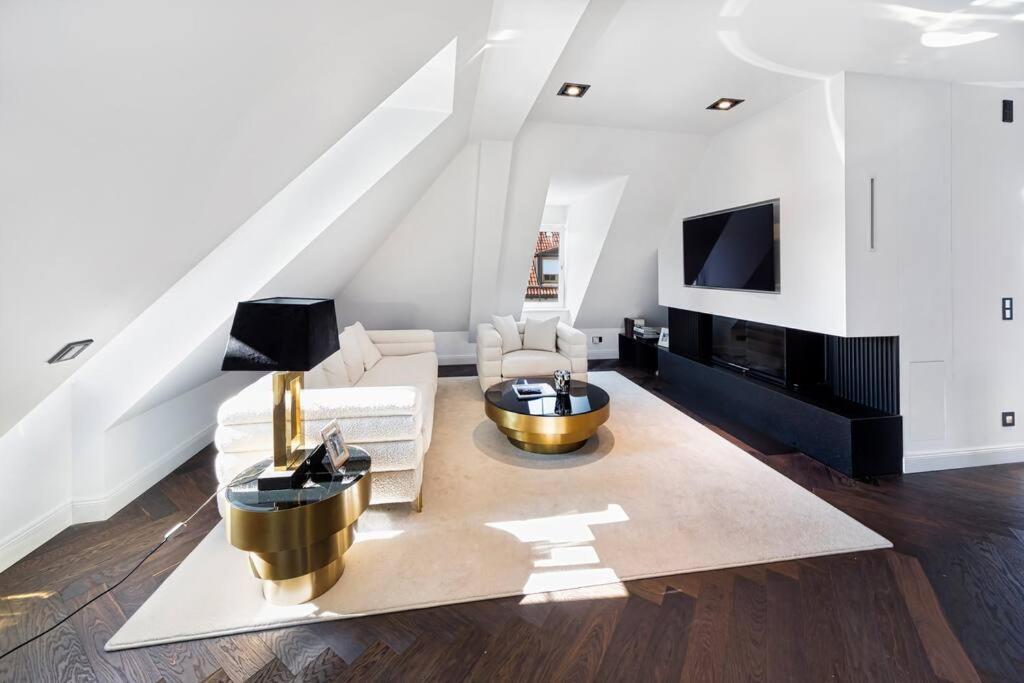 Highlight Penthouse Mit Rund 160 M2 Munich