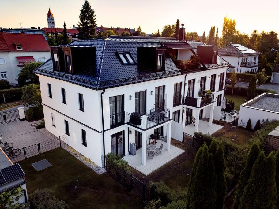 Highlight Penthouse Mit Rund 160 M2 *