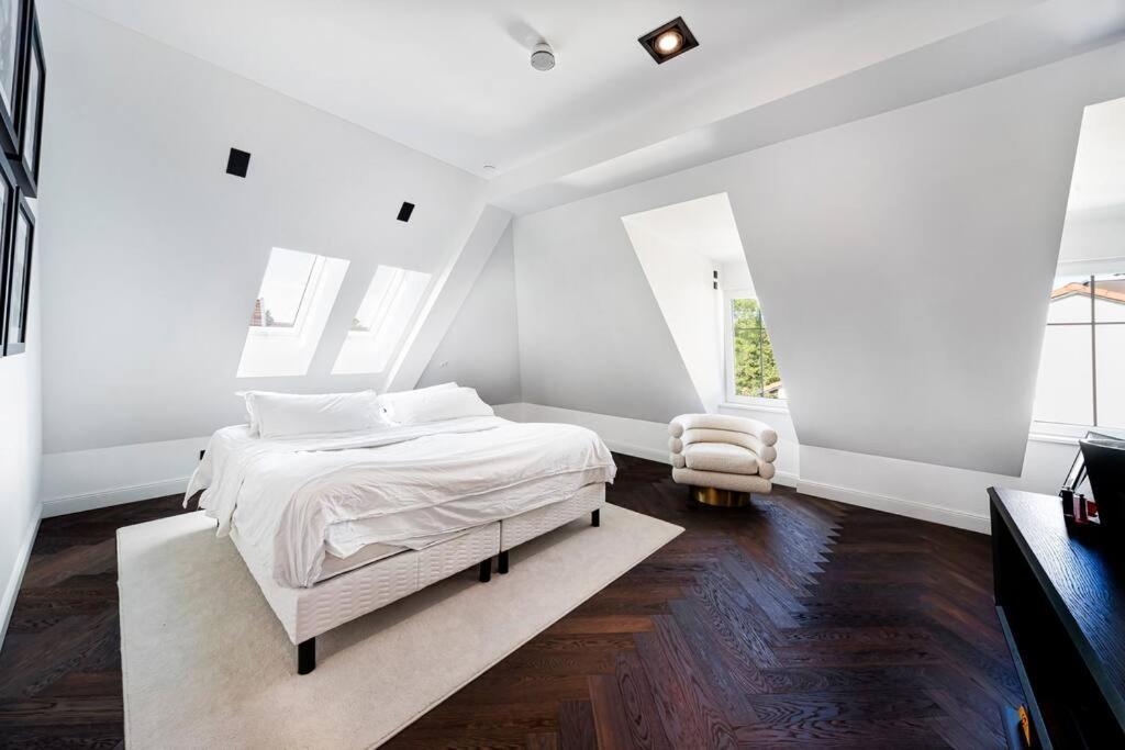 Highlight Penthouse Mit Rund 160 M2 Munich