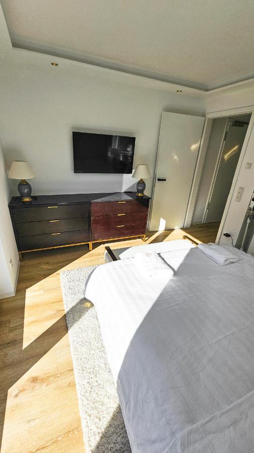 Luxus Neubau 65m² City Wohnung: R