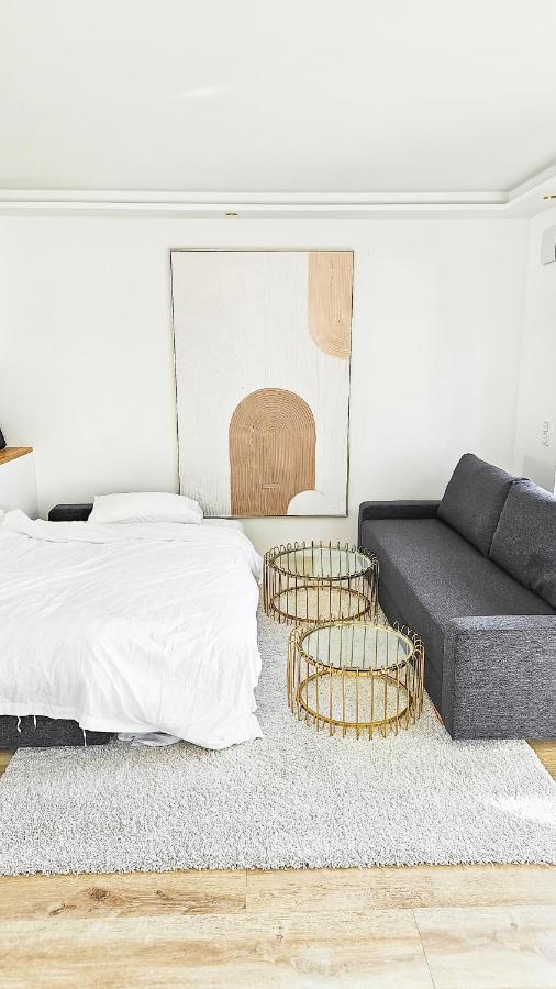 Apartment Luxus Neubau 65m² City Wohnung: R