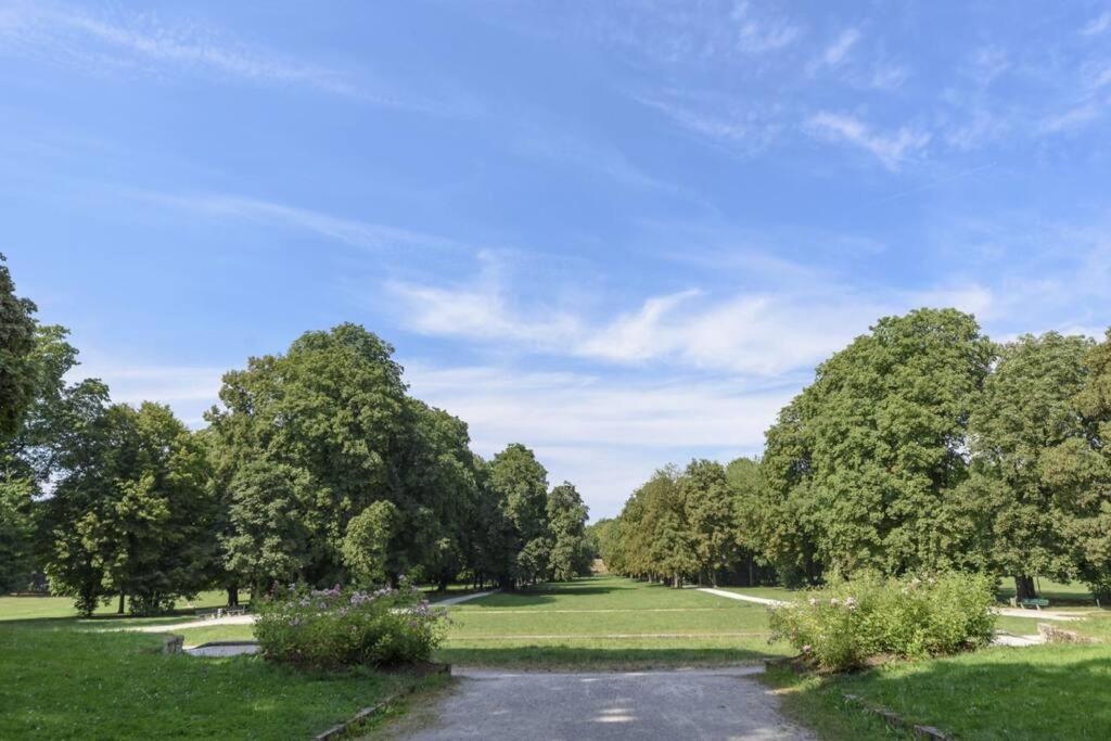 Apartment Schwabing 70m Sannierte *