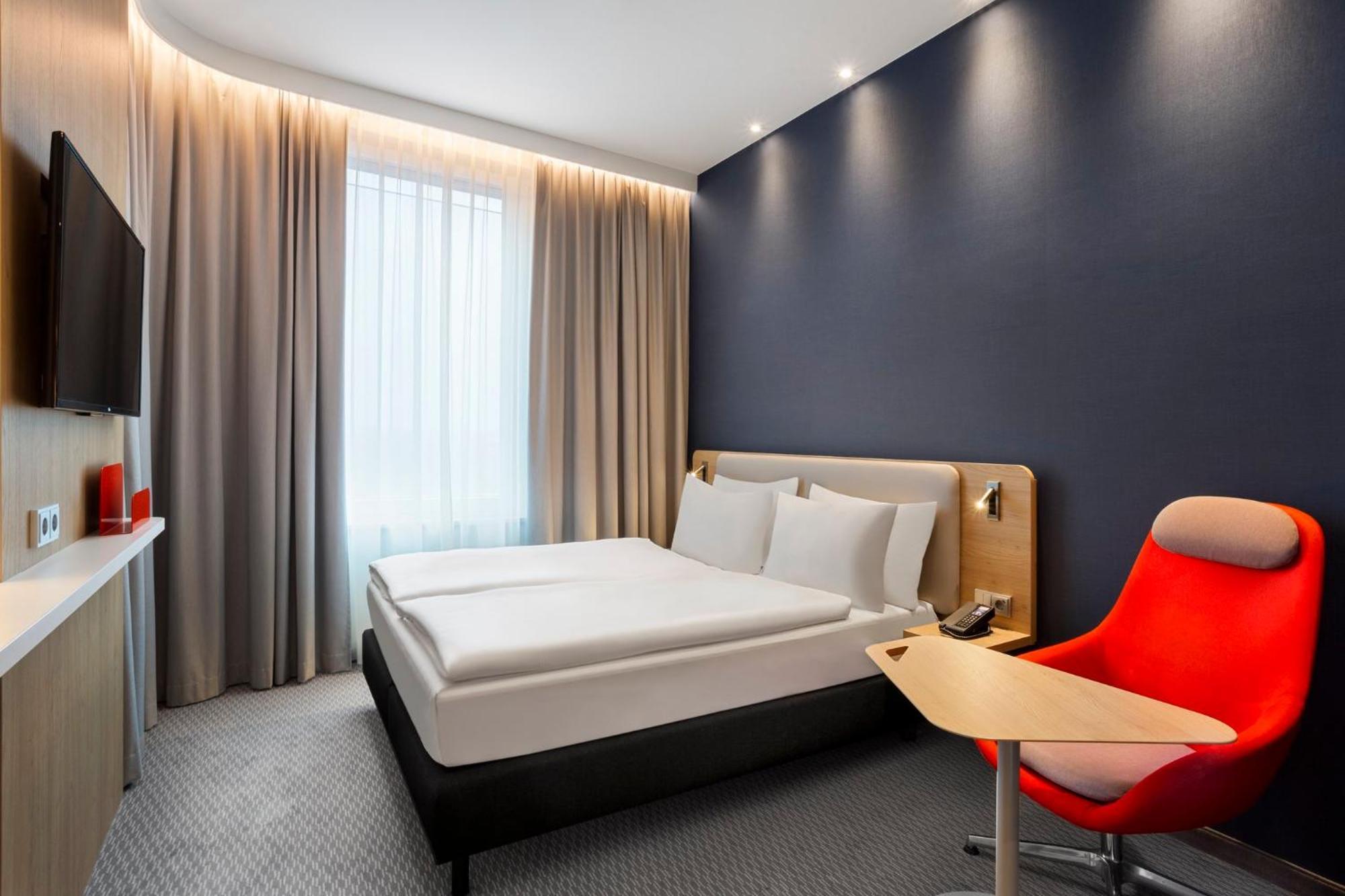 Hotel Holiday Inn Express Munich City West By Ihg Munich