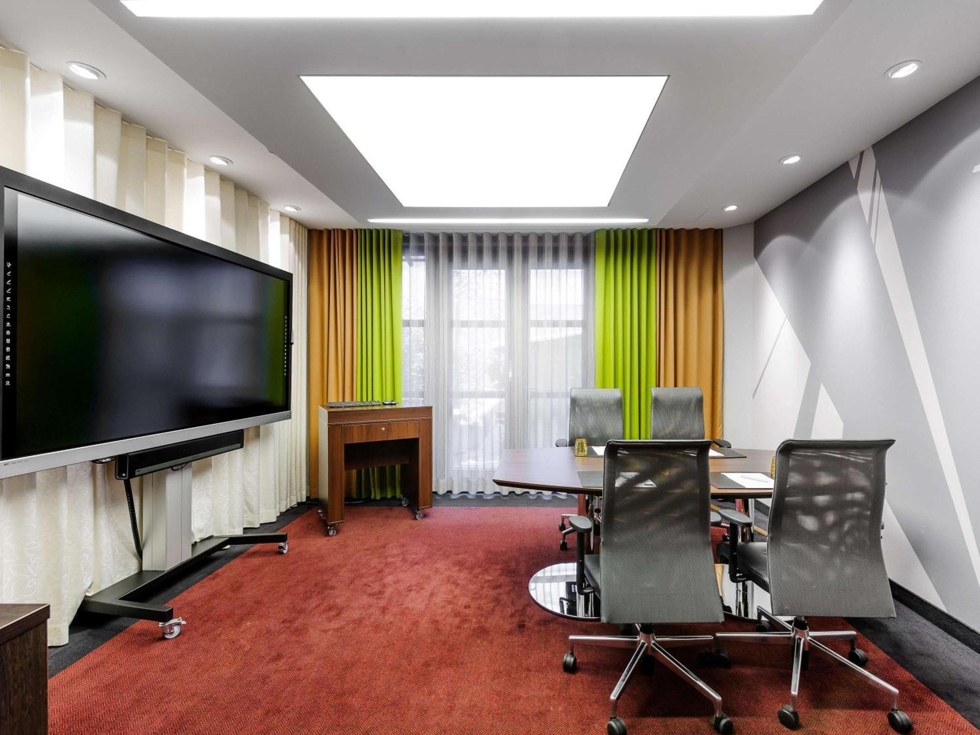 Mercure City Center Hotel