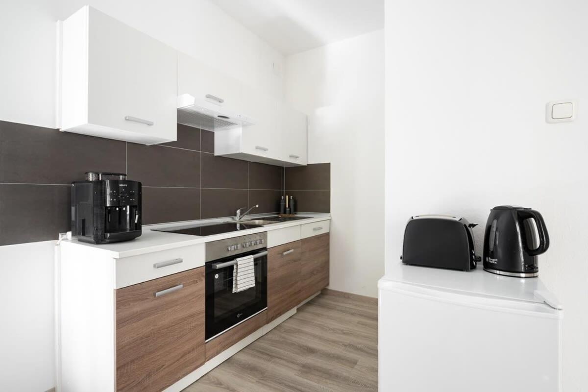 An Der Theresienwiese Apartment *