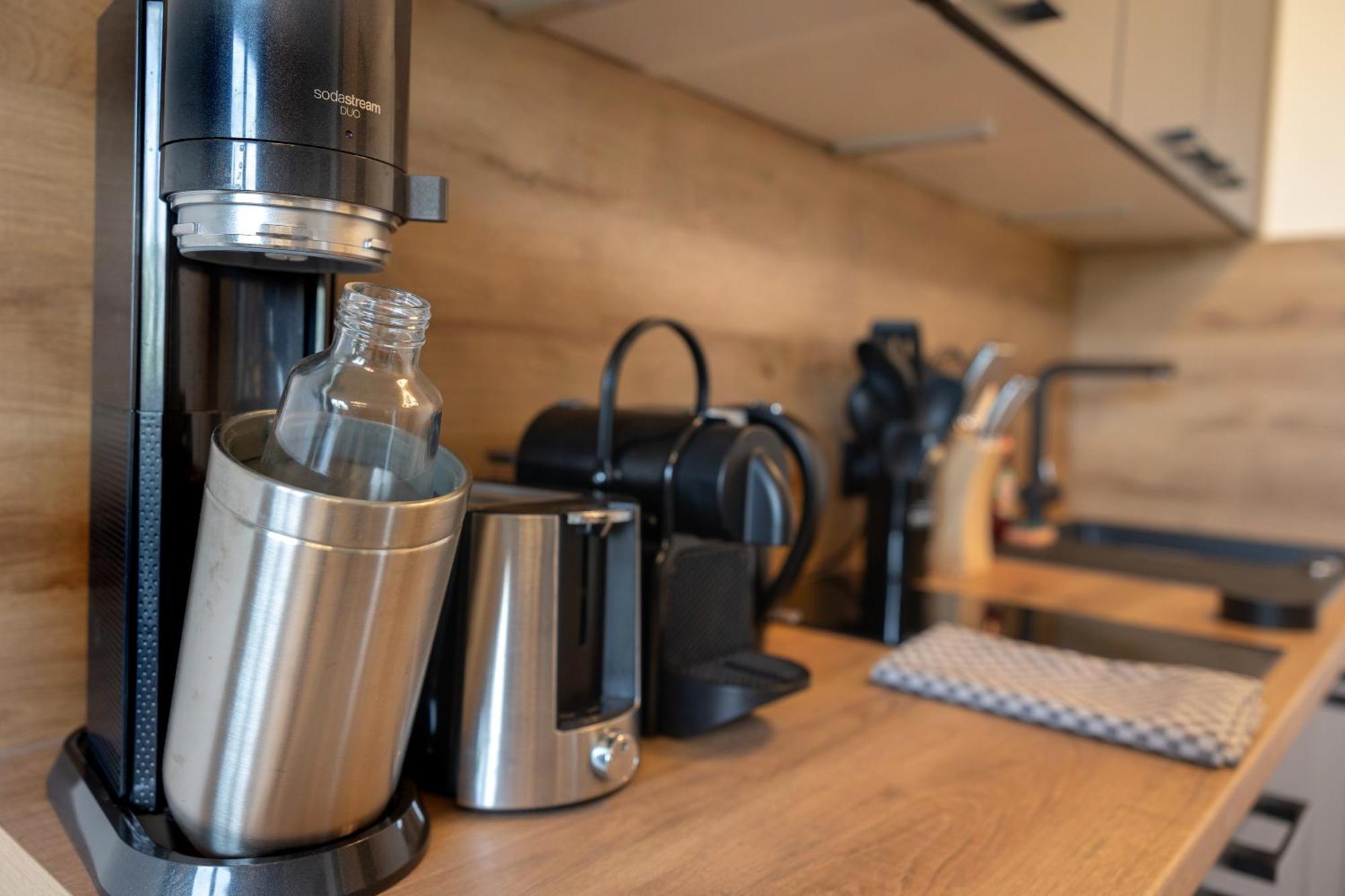 Sweethome - Super Zentral Und Modern, Kueche, Wifi Apartment