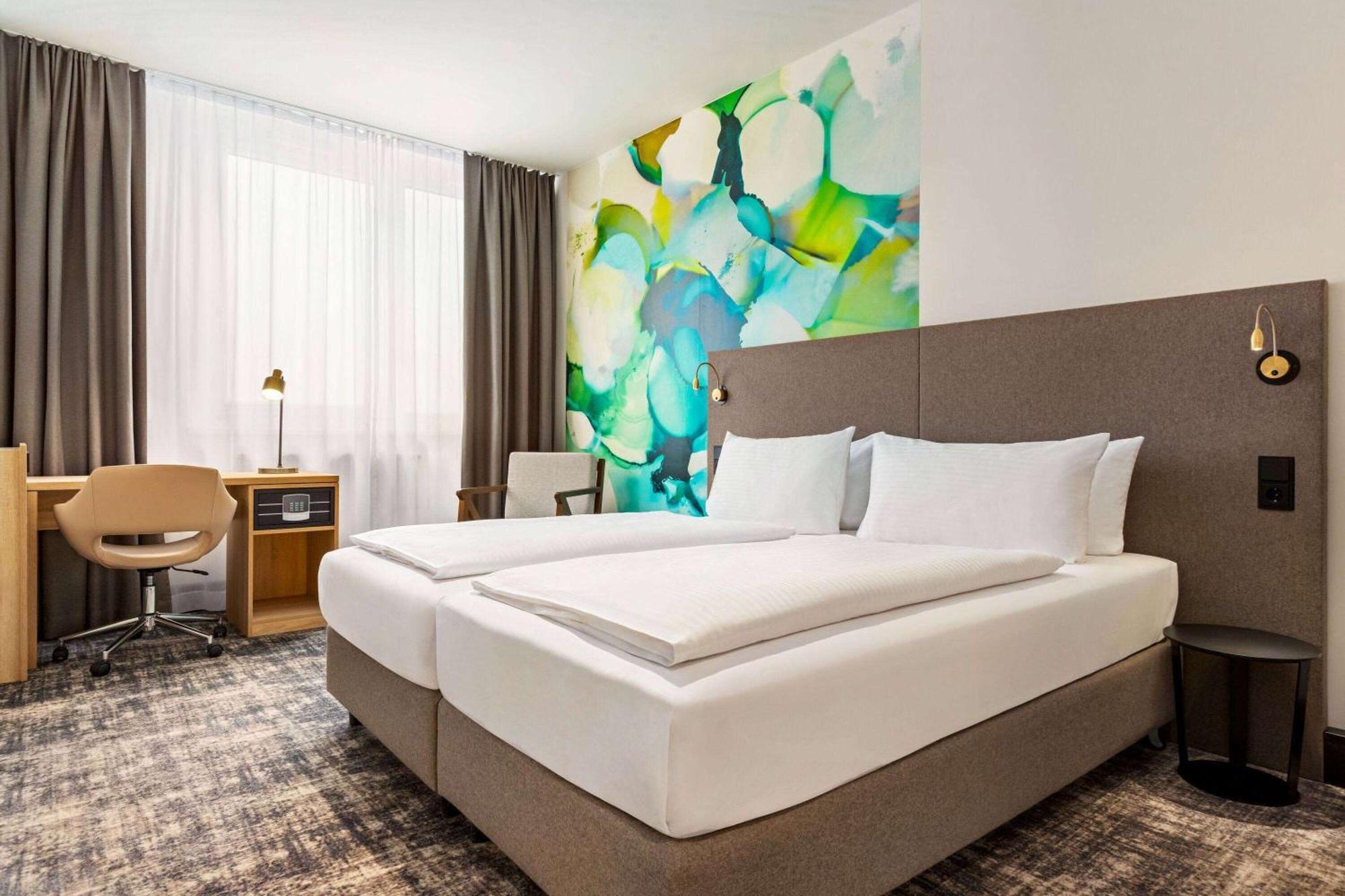 Wyndham Garden Messe 4*