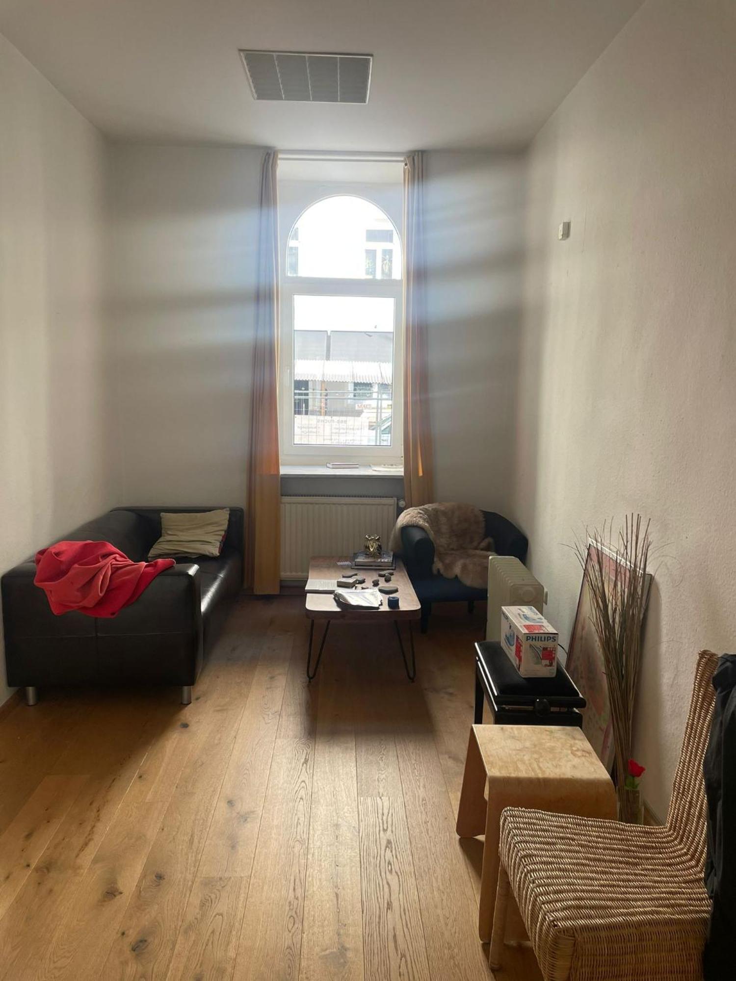 Grosse In Der Isarvorstadt Apartment Munich