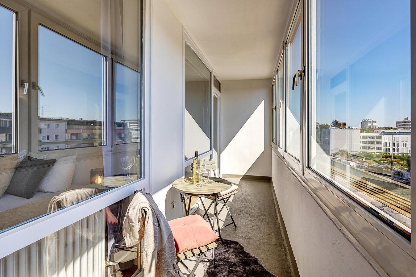 2br In Schwabing- What'app - 0034-635-520-036 - For Reservations! *