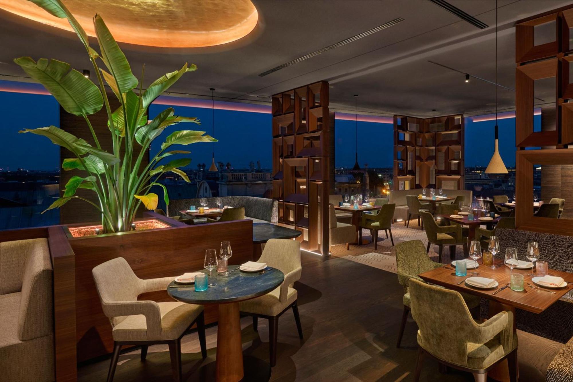 Koenigshof, A Luxury Collection Hotel, Hotel