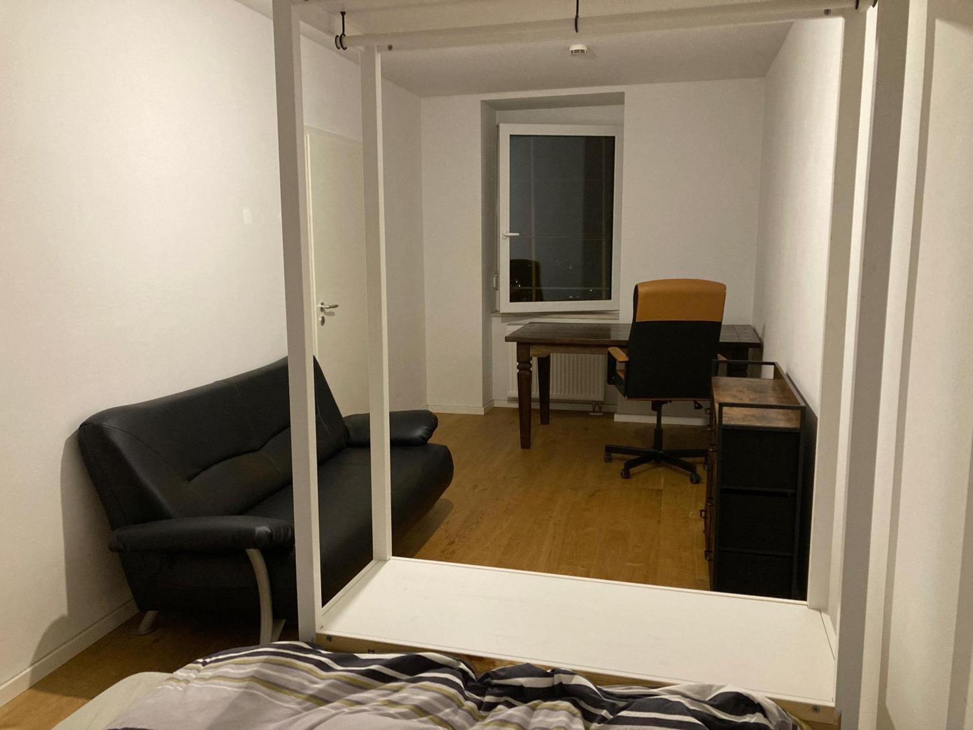 Zentrales Zimmer, Naehe Oktoberfest, Bett Und Schlafcouch Apartment Munich