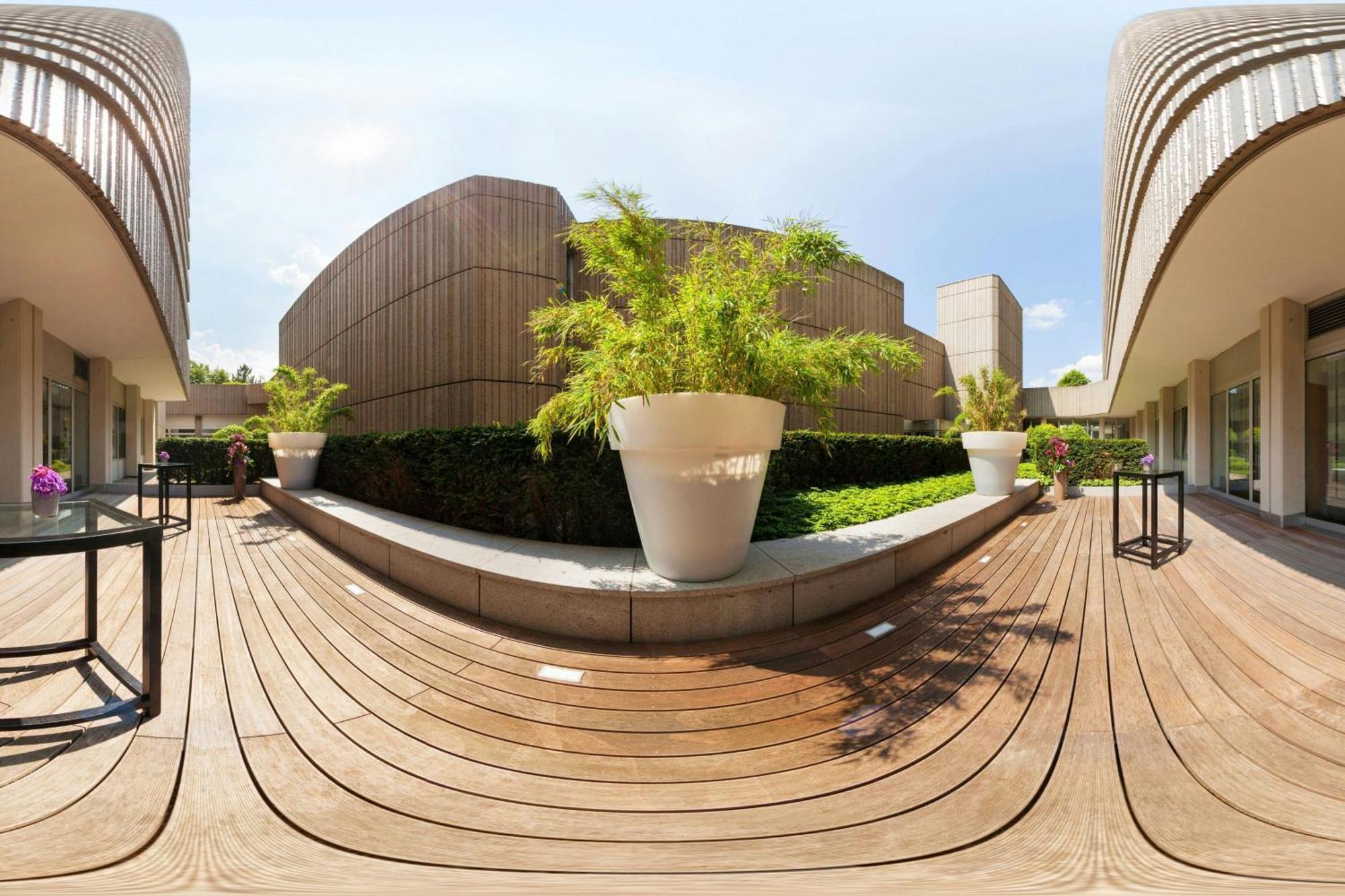 The Westin Grand Hotel 5*
