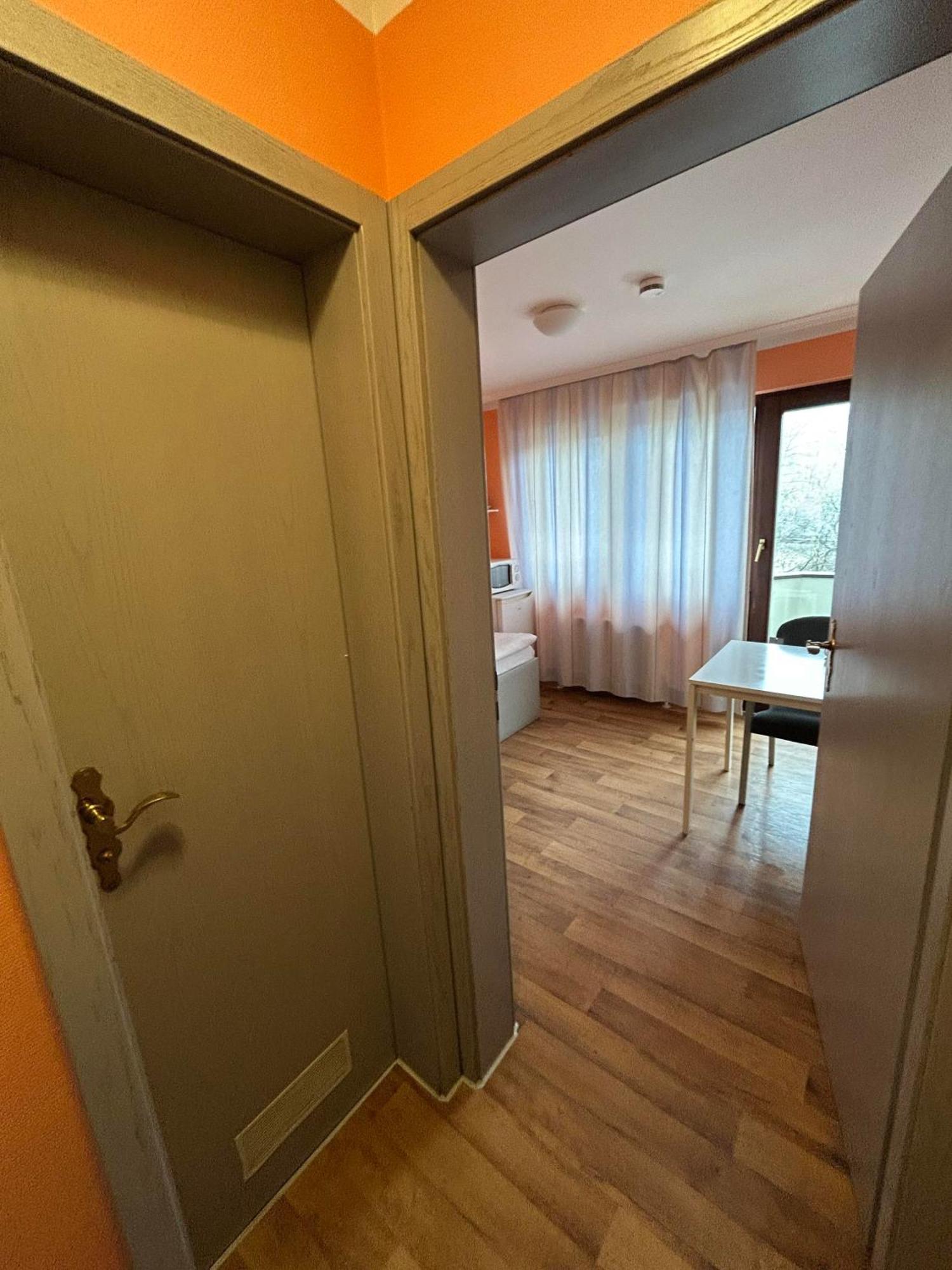 Hostel Budget Munich-aubing