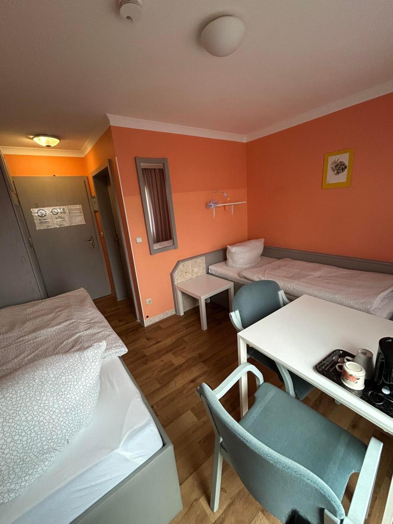 Hostel Budget Munich-aubing
