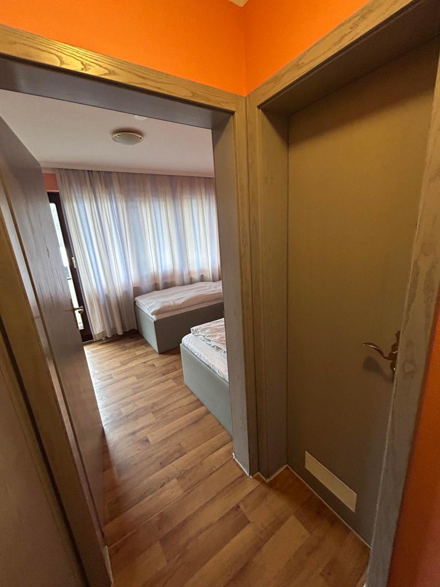 Hostel Budget Munich-aubing