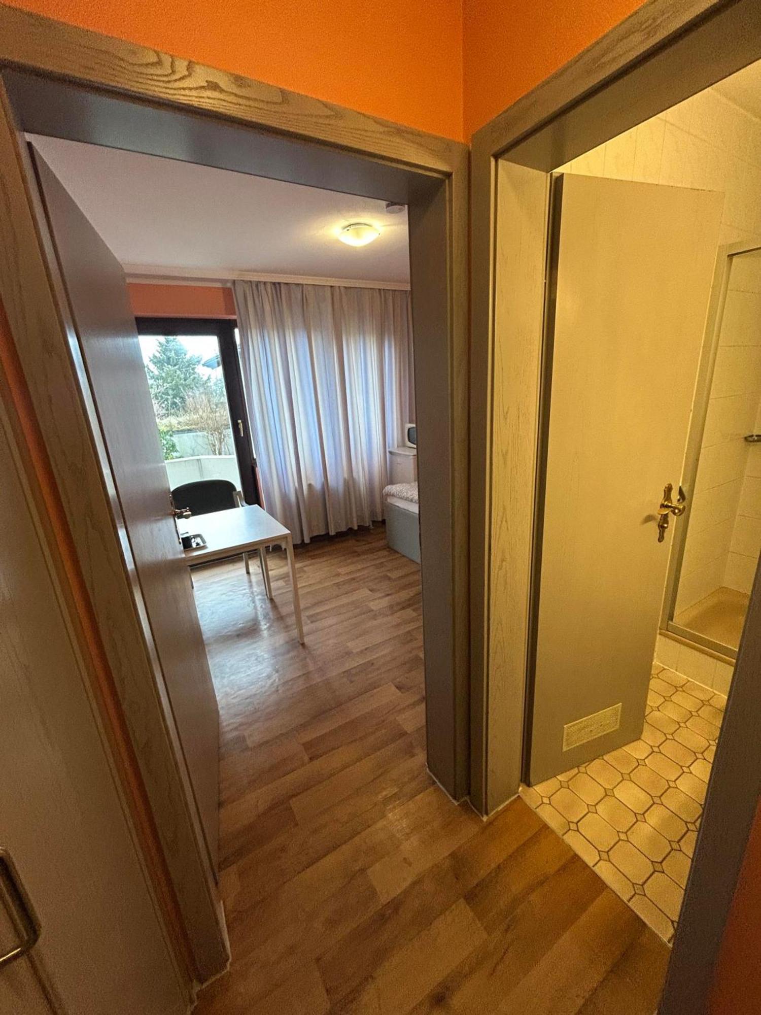 Hostel Budget Munich-aubing