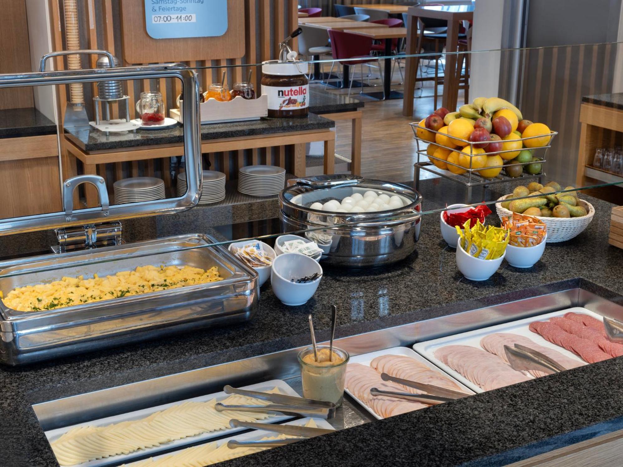 Holiday Inn Express Munich City West By Ihg Hotel