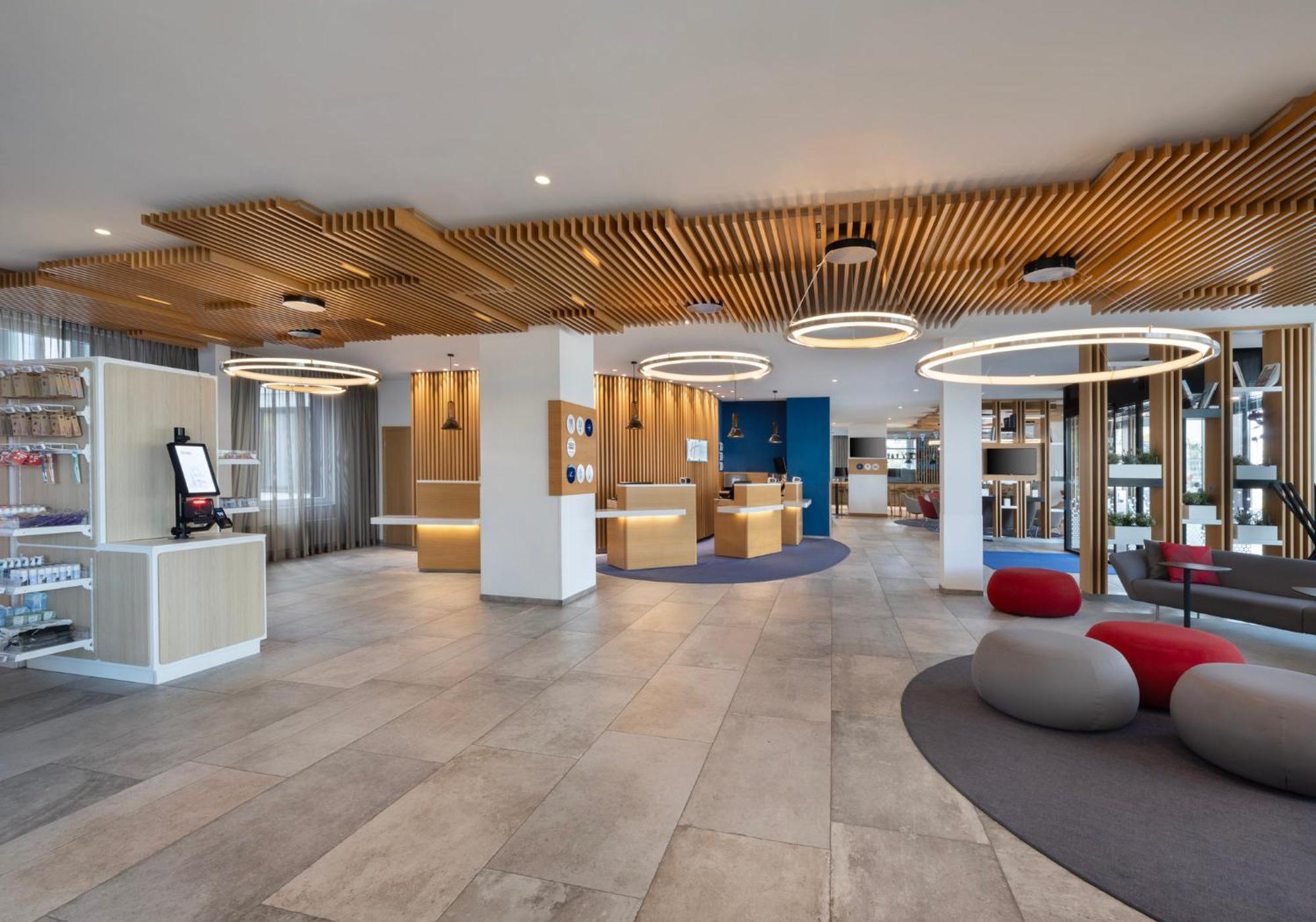 Holiday Inn Express Munich City West By Ihg Hotel Munich