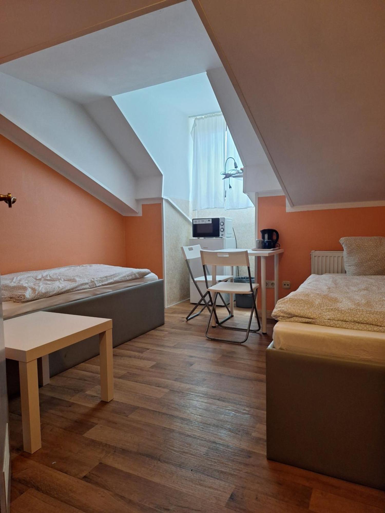 Budget Munich-aubing Hostel Munich