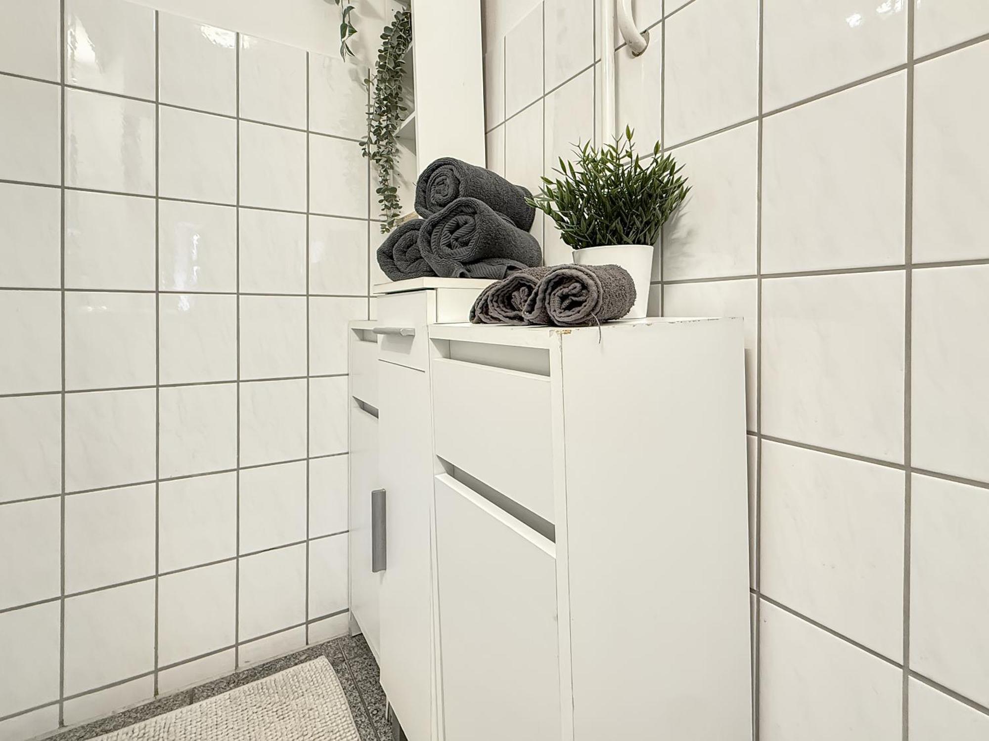Private Escape Cinema Lounge Sleeps 17 * Munich
