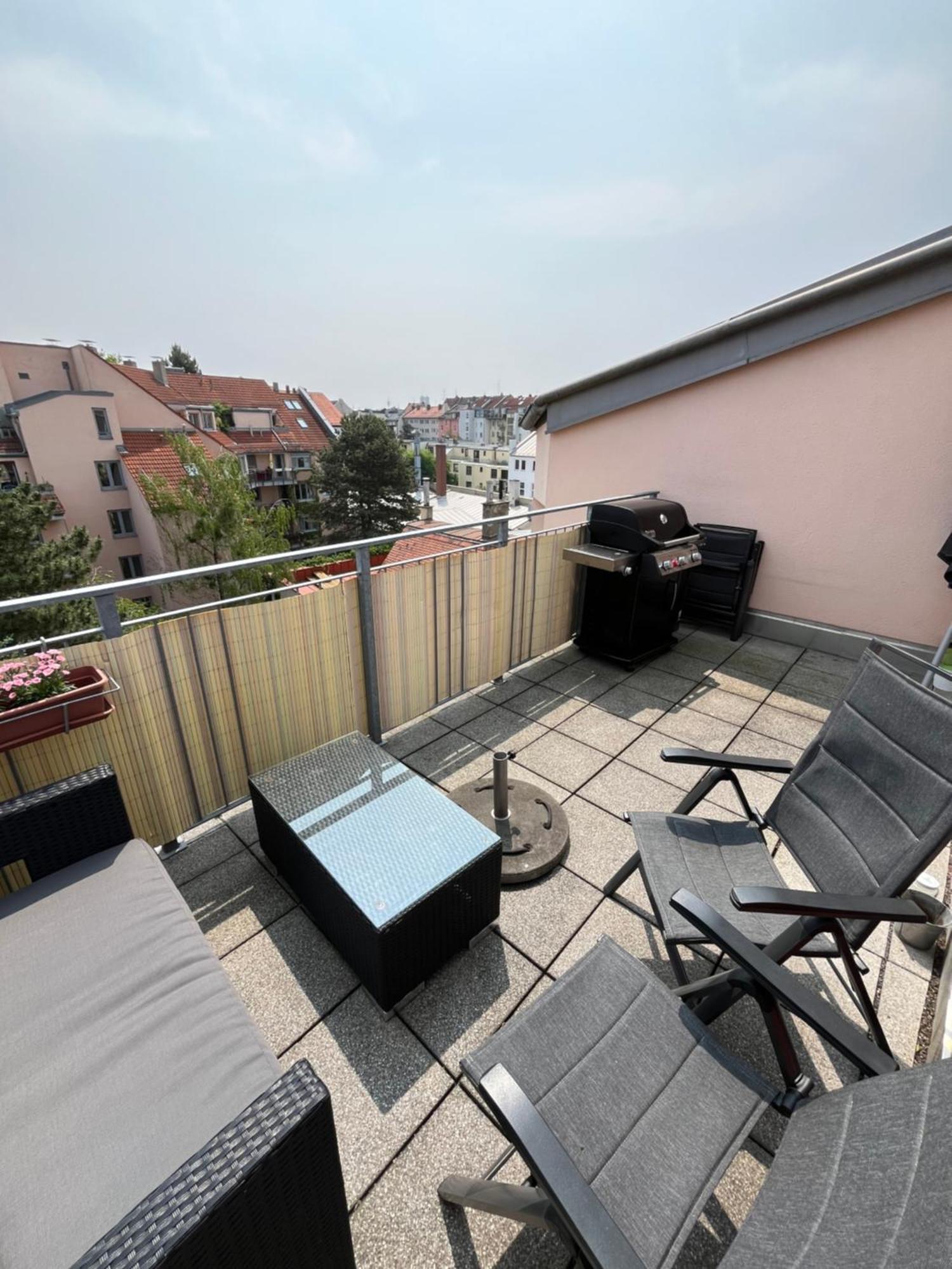 City-apartment With Private Rooftop Terrace Apartamento *
