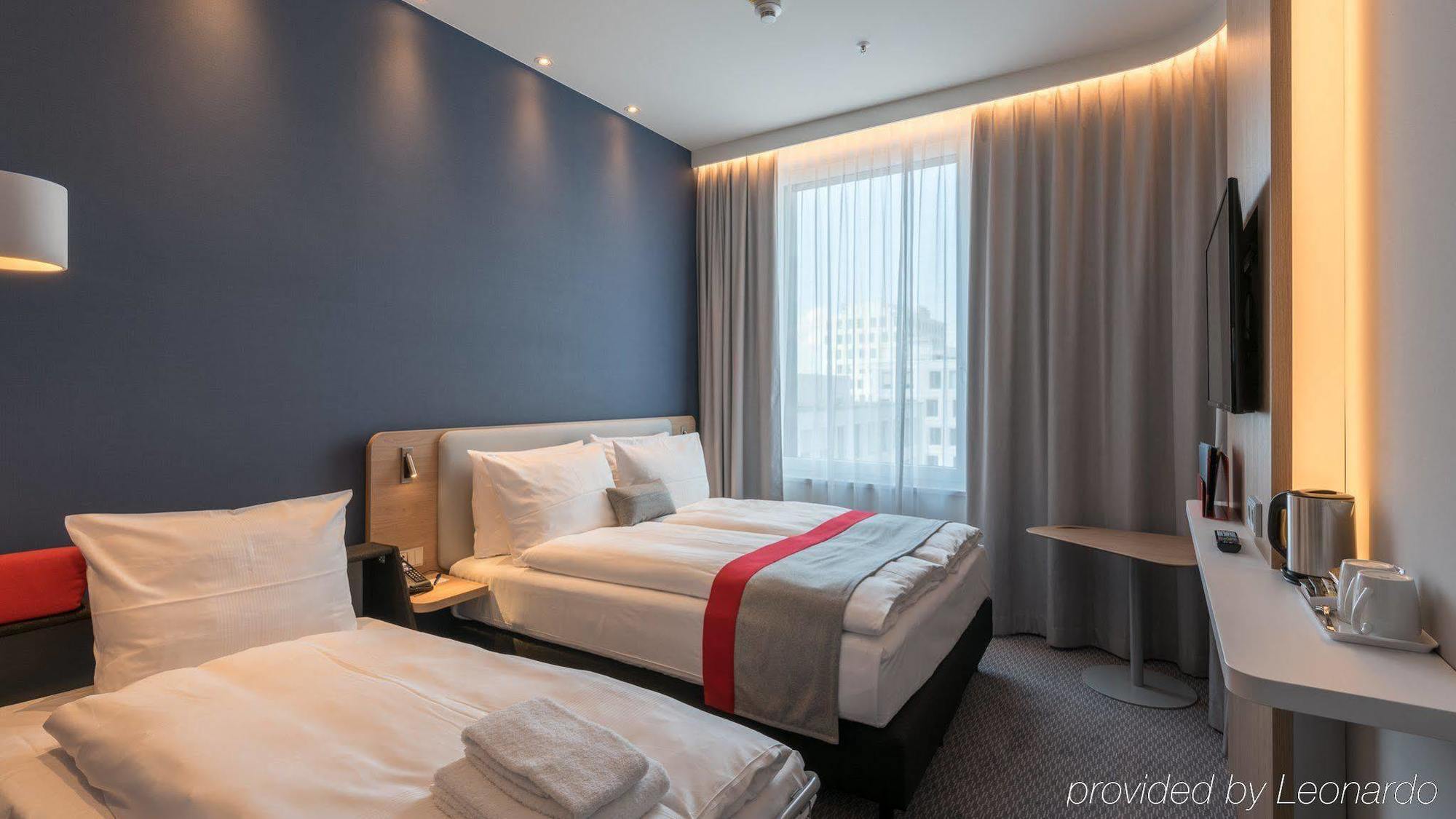 Holiday Inn Express Munich City West By Ihg 3* Munich