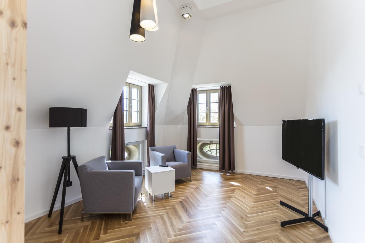 Srs Apartment Munich