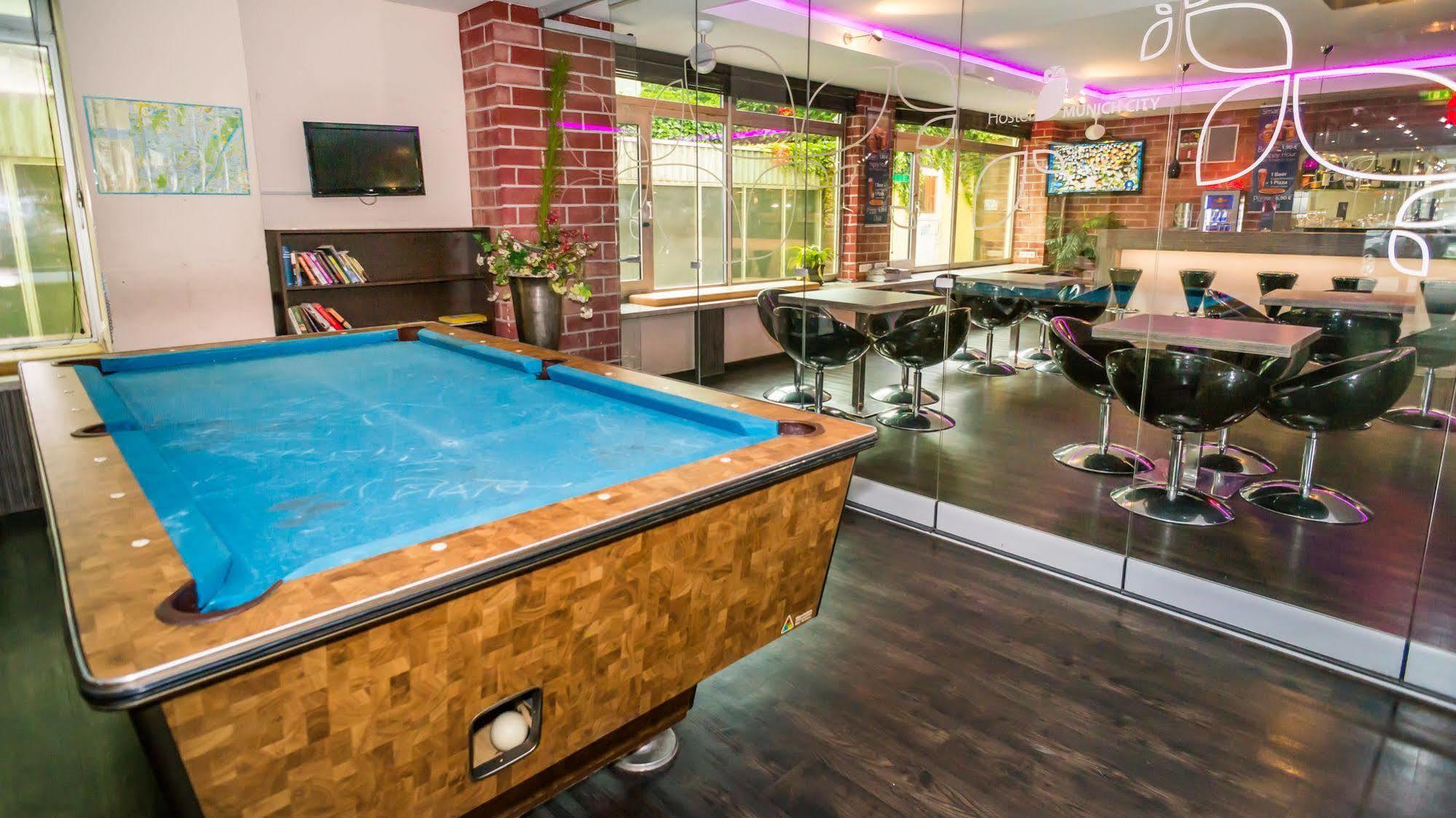 Hostel Smart - *