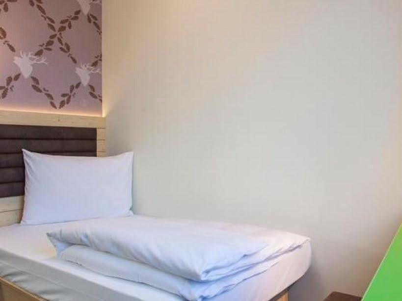 Hotel Coffee Fellows Muenchen-freiham Munich