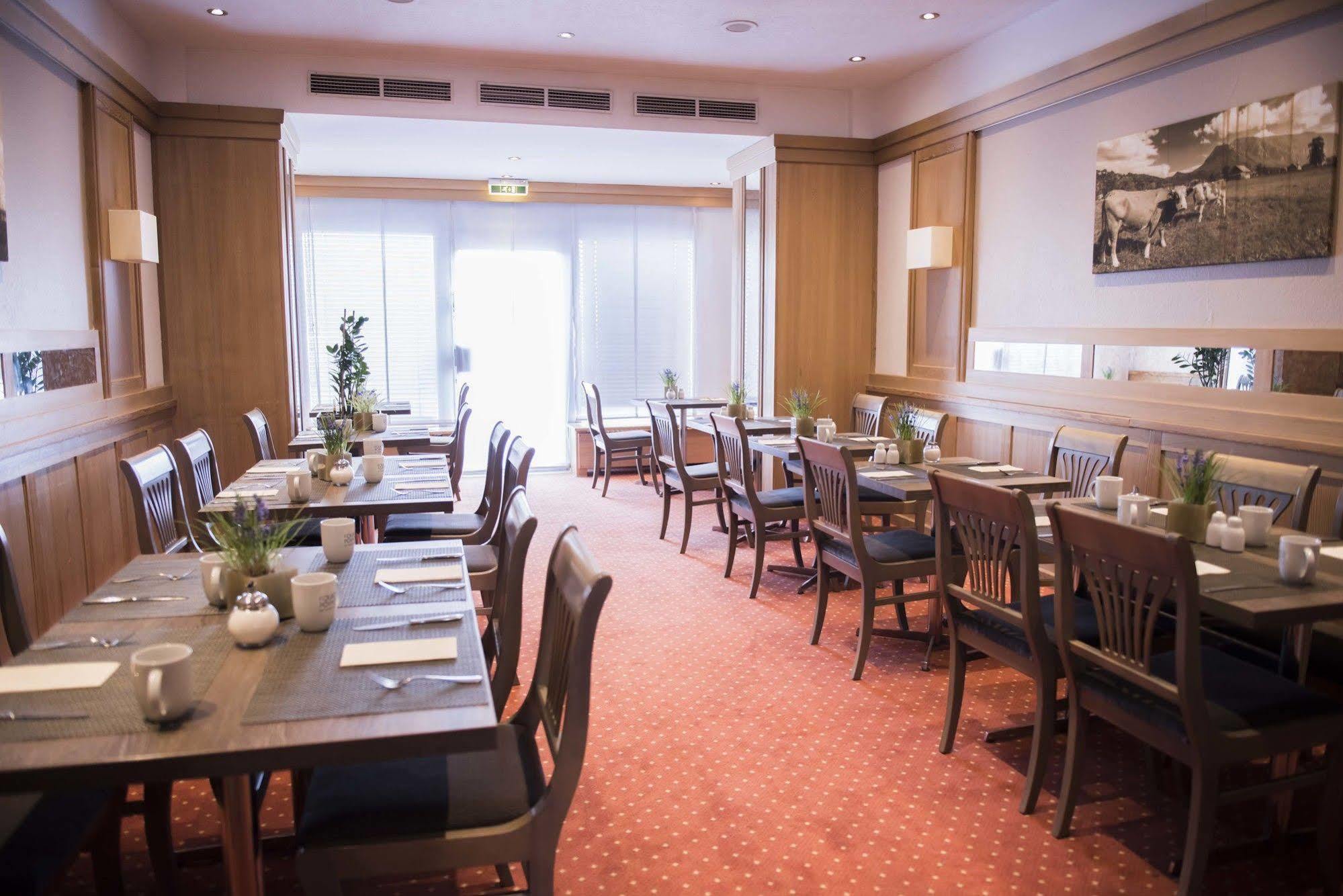 Arthotel Ana Im Olympiapark Hotel 4*