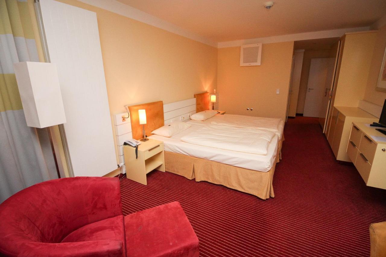 Gastehaus Am Rptc 3*