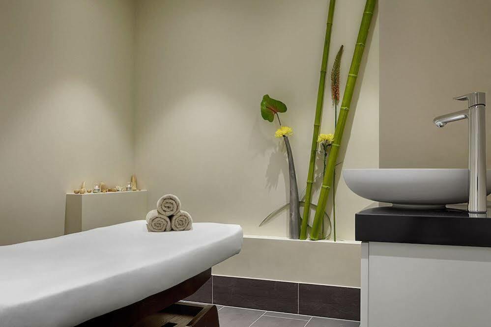 Le Meridien 5*