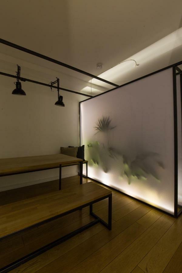 Apartment Vier