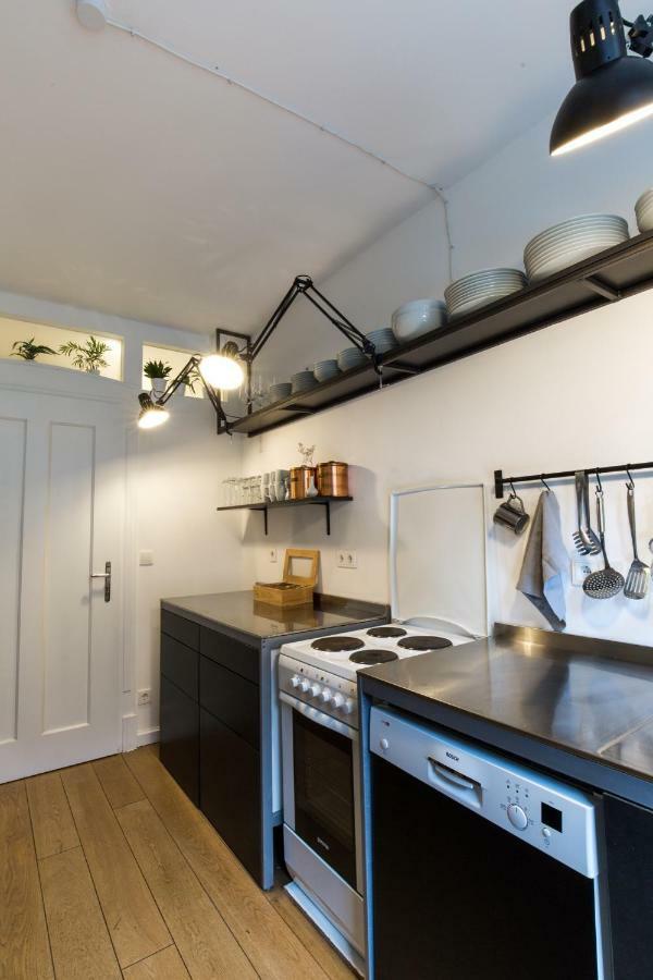 Apartment Vier
