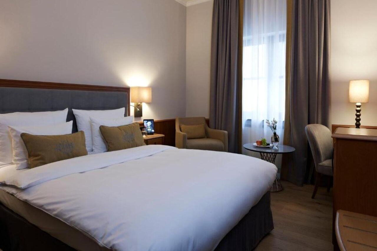 Platzl Hotel 4*
