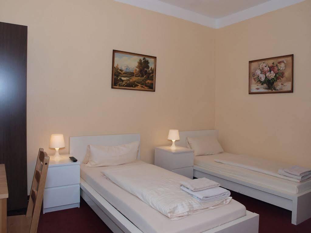 Hotel Schreder 2*