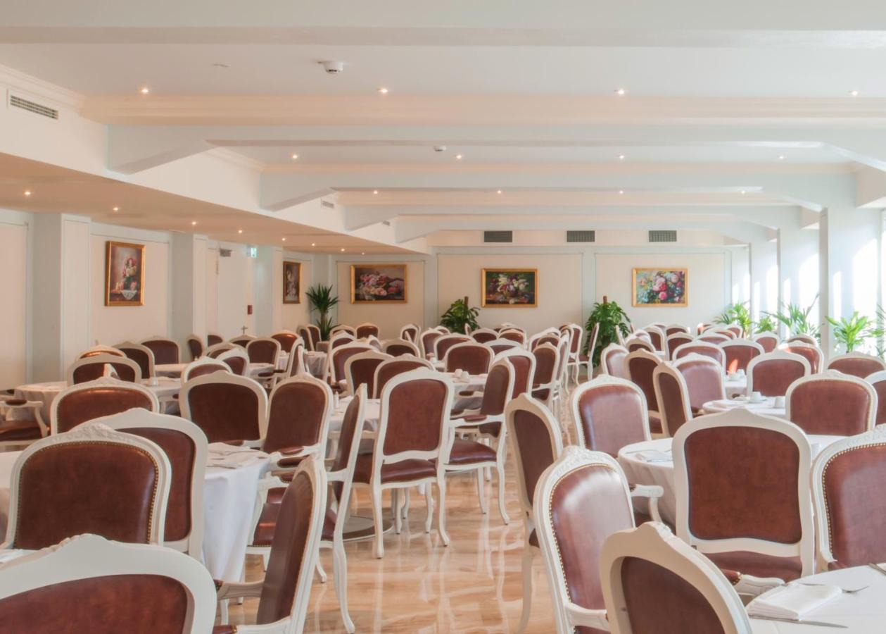 Hotel Grand Palladium 4*